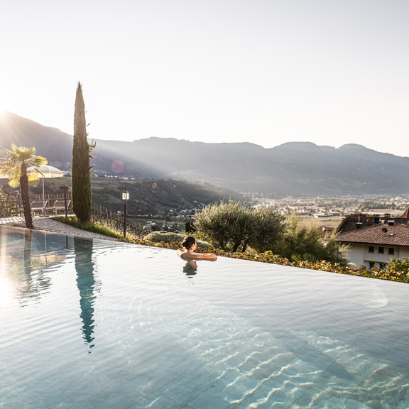 Panoramic Pool